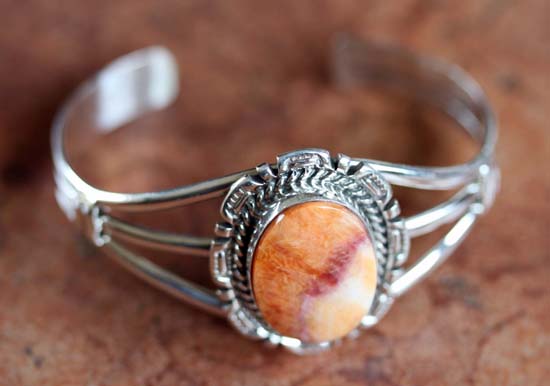 Navajo Silver Spiny Oyster Bracelet