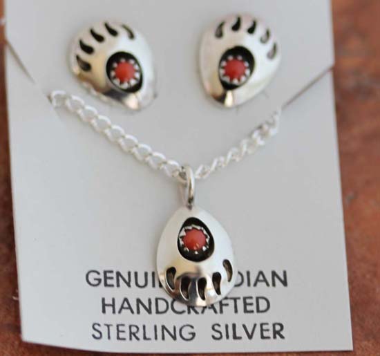 Navajo Silver Coral Bear Paw Set